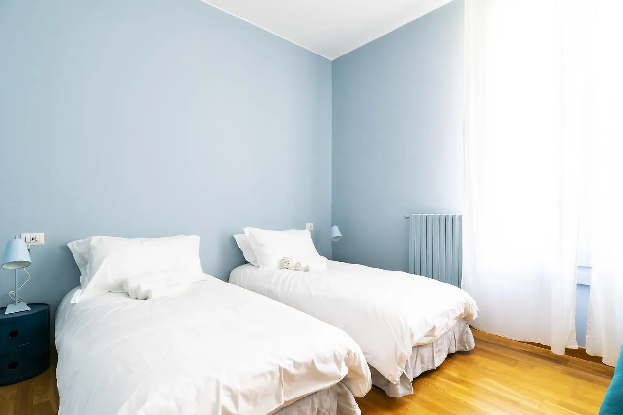 Apartament Residenza Cornaggia Mediolan
