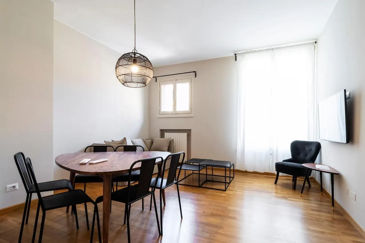 Apartament Residenza Cornaggia Mediolan