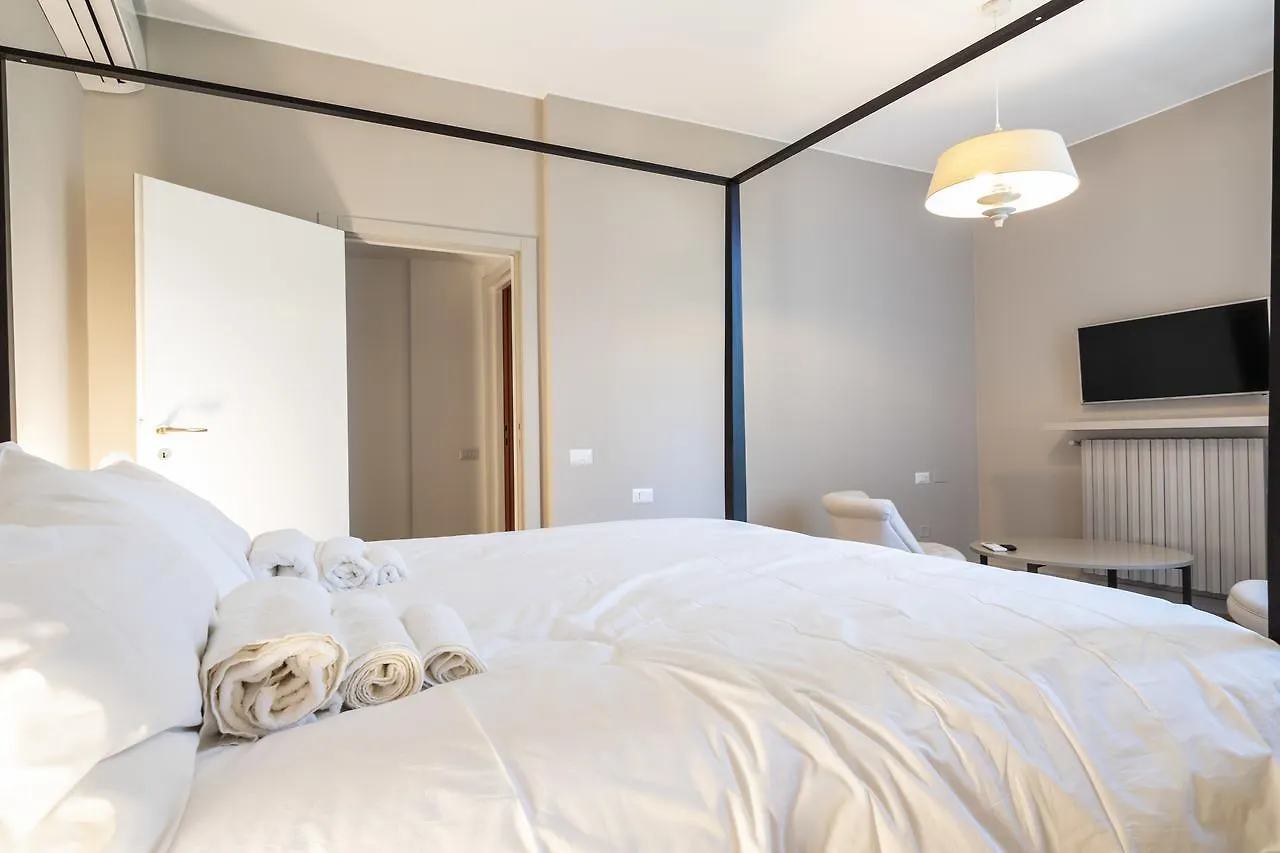 Apartament Residenza Cornaggia Mediolan