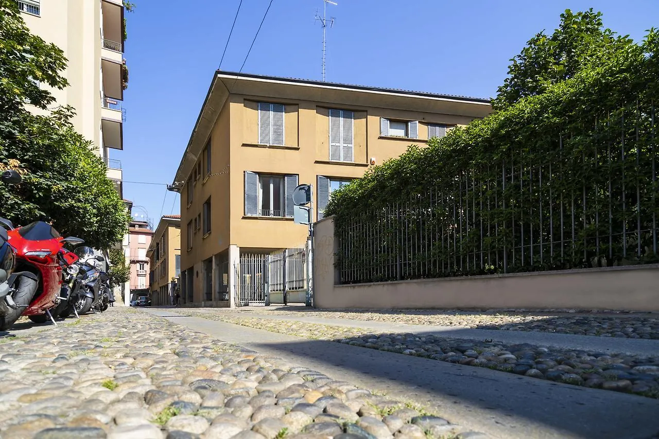 Residenza Cornaggia Apartment Milan 0*,