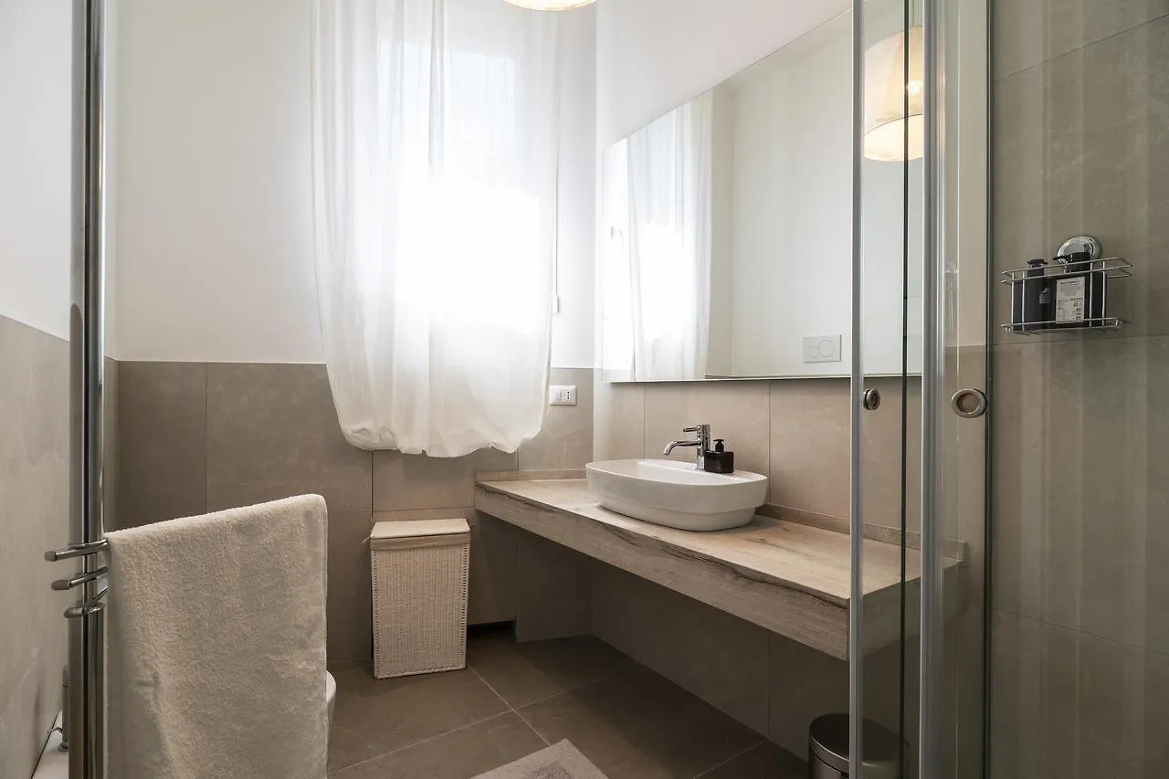 Residenza Cornaggia Apartment Milan