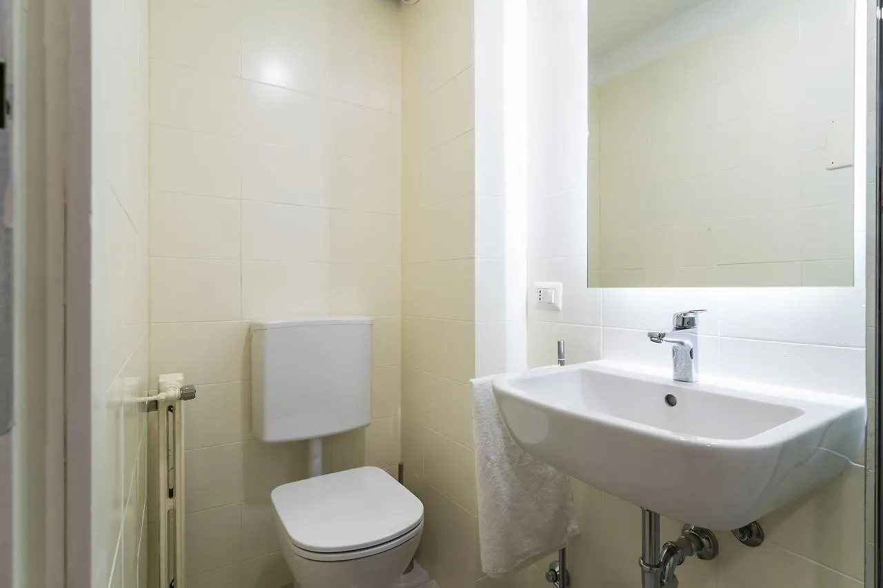 Residenza Cornaggia Apartment Milan 0*,  Italy