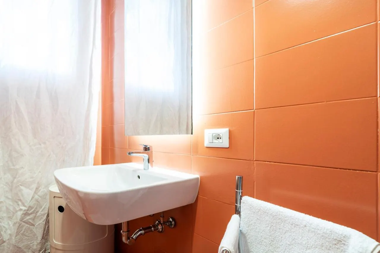 Residenza Cornaggia Apartment Milan Italy
