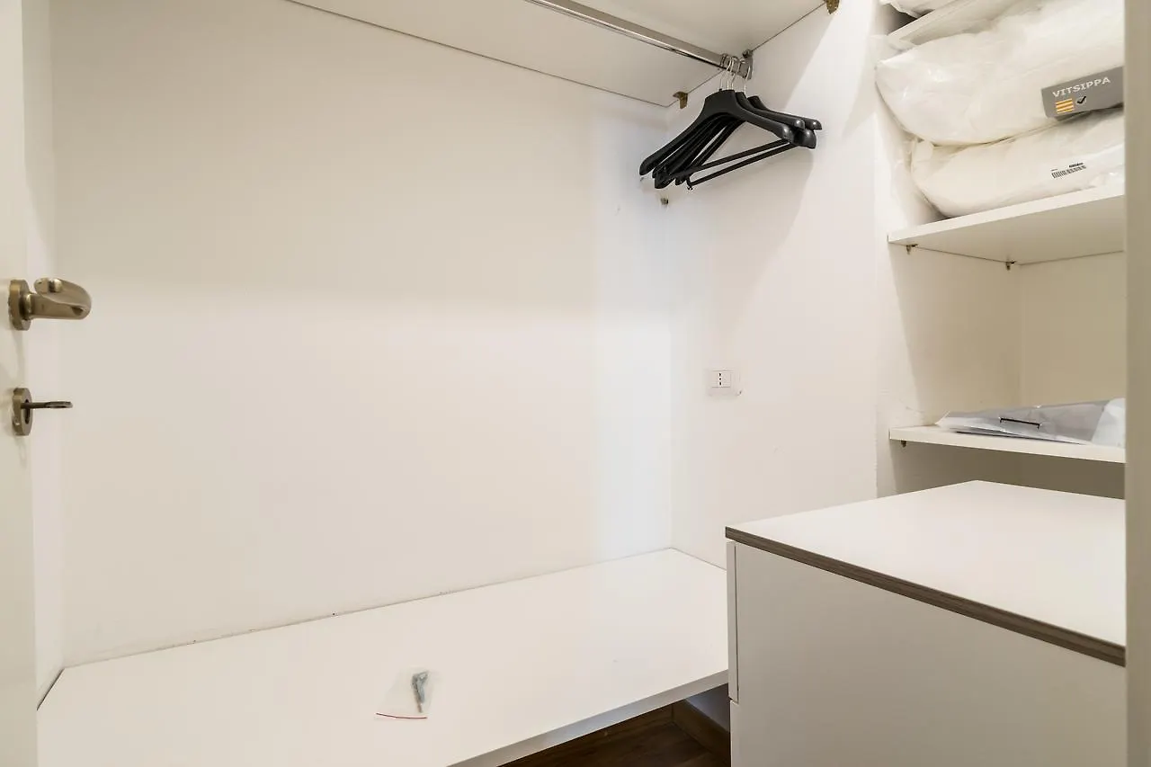 Residenza Cornaggia Apartment Milan